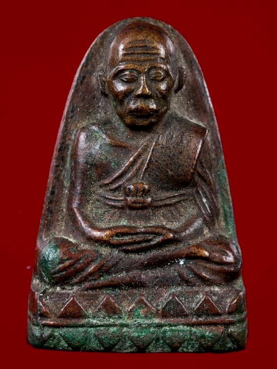 1000.- พระหลวงปู่ทวด เตารึดหลังหนังสือ หลวงปู่ทวด วัดม่วง กรุงเทพ ปี2505+ตลับสแตนเลส