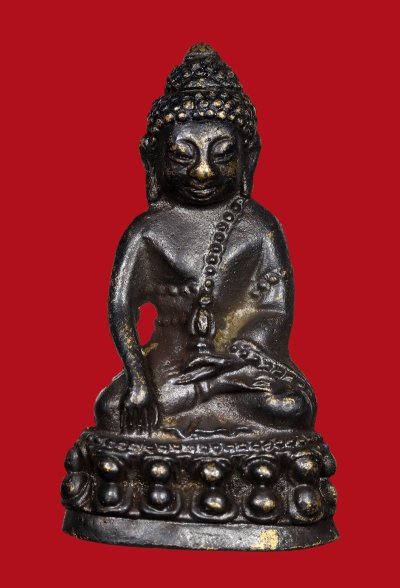 พระกริ่ง รุ่นชนะศึกชายแดน หลวงพ่อเกษม เขมโก เมตตาปลุกเสก ใน ปี 2528 เนื้อนวโลหะ