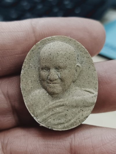 1-875 วัดใจ 50 พระผง 100 ปี หลวงปู่บุญฤทธิ์ ที่พักสงฆ์สวนทิพย์ จ.นนทบุรี กล่องเดิม