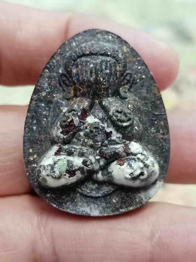 2-1914 วัดใจ 100 พระปิดตาจัมโบ้ มหาลาภคงกระพัน หลวงปู่อิ่ม วัดทุ่งนาใหม่ จ.นครศรีธรรมราช 2566 มวลสารดี อ็อปชั่นเต็ม หมายเลข 12 กล่องเดิม