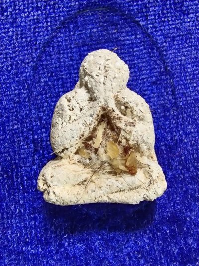 120.-พระปิดตาเนื้อผง ไม่ทราบที่