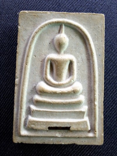 พระสมเด็จ ปริสุทฺโธ หลวงพ่อคูณ วัดบ้านไร่ จ.นครราชสีมา ฝังตะกรุด