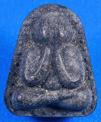 พระปิดตาข้างเม็ด หลวงปู่เพิ่ม วัดกลางบางแก้ว ออกที่วัดท่าโป๊ะ จ.กาญจนบุรี ปี 2511  a21