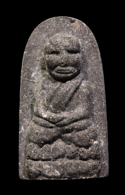 พระหลวงปู่ทวด ปี 2542 เนื้อว่าน วัดศรัทธาธรรม  สมุทรสงคราม (หลวงปู่หมุ่น ปลุกเสก)  พร้อมบัตรรับรอง