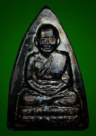 700.-กลีบบัวหลวงปู่ทวด รศ.200 ปี25 พร้อมซองเดิม องค์ที่ 3