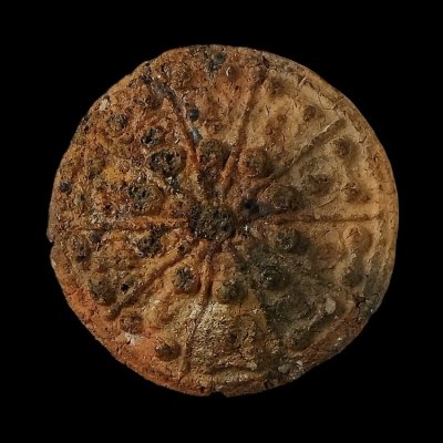 พระงบน้ำอ้อย เนื้อดิน หลวงปู่ยิ้ม วัดเจ้าเจ็ด องค์นี้หมัดไฟมีขึ้นตามองค์พระสวยงามครับ a20