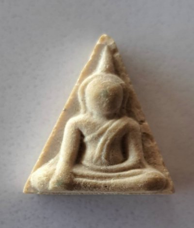 พระเนื้อผง นางพญา แก่นจันทร์ หลวงพ่อพุฒ วัดกลางบางพระ จ.นครปฐม ปี๒๕๓๙