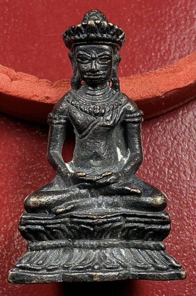 พระกริ่งจอมสุรินทร์