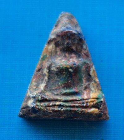 พระนางพญา เนื้อสายรุ้ง ไม่ทราบที่