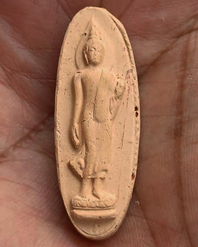 1.พระ 25 พุทธศตวรรษ เนื้อดินแร่ พิมพ์ถุงเงินถุงทอง พิมพ์นิยม หายากมาก