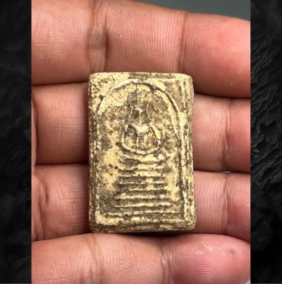 พระสมเด็จวัดเกศไชโย พิมพ์ 7 ชั้น ปรกโพธิ์ B (นอกพิมพ์) วัดไชโยวรวิหาร จ.อ่างทอง