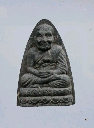 หลวงปู่ทวด หลังยันต์ ออกวัด กม ๒๖ ใน จ.ยะลา