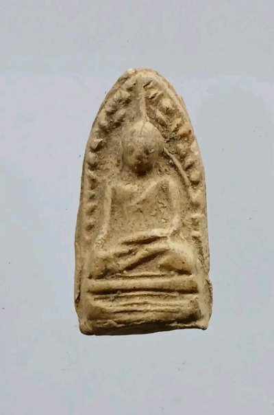 พระรอดพิมพ์หูขีด