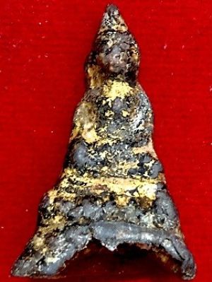 พระพุทธมารวิชัยสามขา เนนื้อสัมฤทธิ์ลงรักปิดทอง  จ.อยุธยา  ในกรอบเลี่ยมสแตนเลส