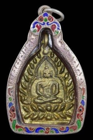 4500.-เหรียญหล่อเจ้าสัว รุ่น4 วัดกลางบางแก้ว ปี59 เนื้อแร่มวลสารหลวงปู่ ชุดกรรมการพิเศษ หมายเลข12872 พร้อมเลี่ยมเงินลงยา พิเศษมีจาร องค์ที่1