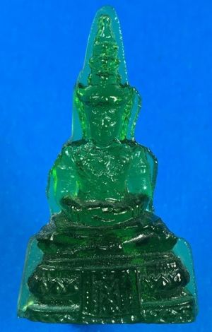 @@@เคาะแรก200บาท@@@พระแก้วมรกต เนื้อแก้วสีเขียว พิธี 25 พุทธศตวรรษ ปี2500