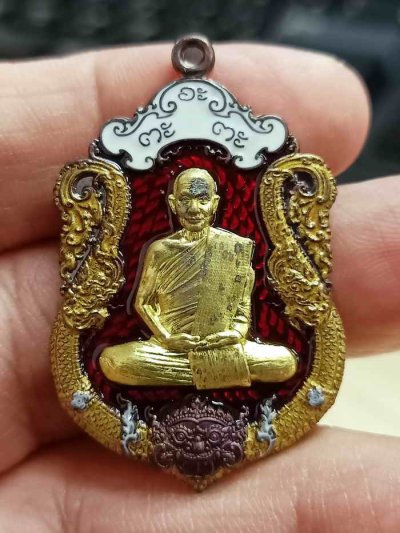 2-1999 วัดใจ 100 เหรียญเสมานาคราช บันดาลทรัพย์ หลวงปู่จื่อ วัดเขาตาเงาะอุดมพร จ.ชัยภูมิ 25666 ทองแดง หน้ากากทองทิพย์ หมายเลข 139 กล่องเดิม