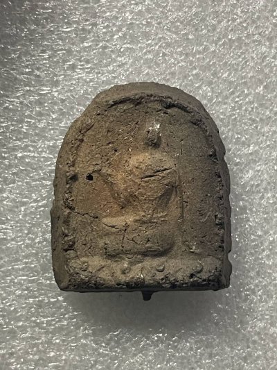 วัดใจ 120 บ นางกวักเนื้อดิน ไม่ทราบที่ครับ