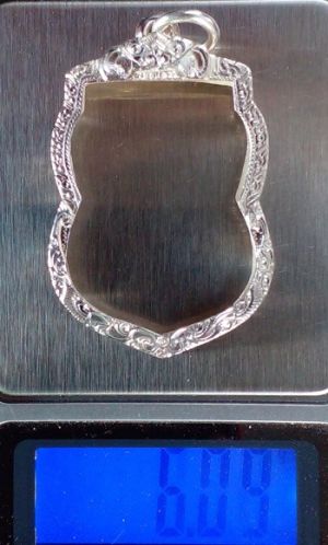 1000.-กรอบเงินแท้95%  ยกซุ้มหัวสิงห์ งานมือช่างทองแกะลายล ึกๆสวยๆ หนัก 6.09g