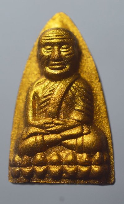 หลวงปู่ทวด พิมพ์เตารีด หลวงปู่ศิลา เมตตาอธิษฐานจิต รุ่น ปาฎิหาริย์ (กรรมการ) 2568 เนื้อผงว่าน108 ปัดทอง โค๊ด เลข 1321 พิธีพุทธาภิเษก ณ.ธรรมอุทยานหลวงปู่ศิลา จ.กาฬสินธุ์