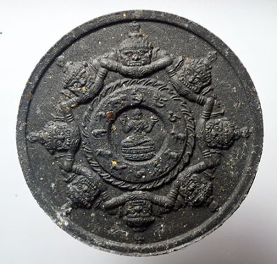 พระบรมธาตุเจดีย์ศรีวิชัย 2549 องค์จตุคามรามเทพ ย้อนยุค เนื้อว่านดำ หลังฝังข้าวสารหิน ย้อนยุครุ่นดัง 5 เซน โค๊ด เลข 13630 พิธีวัดพระมหาธาตุ นครศรีธรรมราช