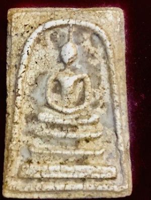 พระสมเด้จในกรอบเลี่ยม 2