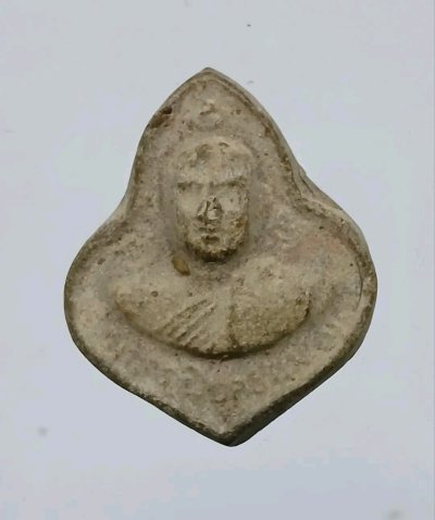 พระเนื้อผงคัมภีร์ใบลาน หลวงพ่อเปลื่อง วัดบางคลาน ปี 2515