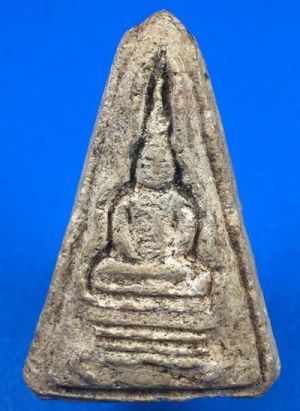 @@@เคาะแรก500บาท@@@พระผงพิมพ์สามเหลี่ยมเกศอุ หลังยันต์ หลวงปู่ปั้น วัดสะพานสูง กรุงเทพฯ องค์ที่1