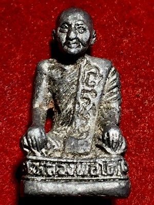 รูปหล่อหลวงพ่อโต พิมพ์เล็ก เนื้อตะกั่ว  วัดปรีดาราม  จ.อยุธยา