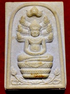 พระนาคปรกพิมพ์ใหญ่เนื้อผง หลวงพ่อทองกลึง สุนทรี  รุ่นสร้างอุโบสถ วัดเจดีย์หอย  จ.ปทุมธานี