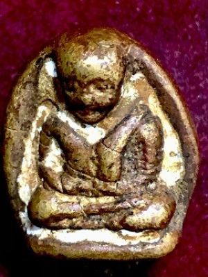 หลวงพ่อเงิน บางคลาน หล่อก้นหอย เนื้อโลหะผสม(หนัก)  ไม่ทราบที่