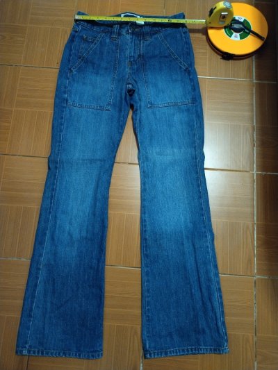 250.-กางเกงยีนส์ผู้หญิงมือ 2 เอว28นิ้ว made in cambodia 1