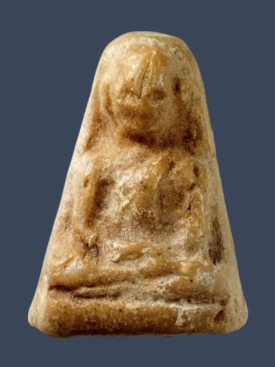 พระผงรูปเหมือนหลวงพ่อแจง วัดเกาะแก้ว จ.พิษณุโลก เนื้อผงน้ำมัน