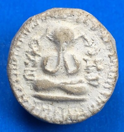 @@@เคาะแรก300บาท@@@พระผงปิดตาพิมพ์จันทร์ลอย หลวงพ่อนวม วัดกลางท่าเรือ จ.พระนครศรีอยุธยา เนื้อผงพุทธคุณ หลังจาร