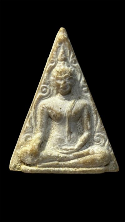 พระนางพญาเนื้อผงไม่ทราบที่