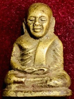 รูปหล่อหลวงพ่อเงิน บางคลาน พิมพ์เล็ก ใต้ฐานโค๊ตอุดกริ่ง ๑๕