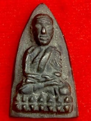 หลวงพ่อทวดหล่อเตารีดพิมพ์ใหญ่ อาจารย์นอง วัดทรายขาว ปัตตานี