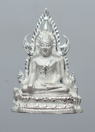 พระพุทธชินราช อินโดจีน รุ่น ประวัติศาสตร์ ปี 62 เนื้อเงินขัดเงา ลอยองค์งานจิวเวอรี่ โค๊ด พิมพ์เล็ก 1.5 เซน พิมพ์เล็ก