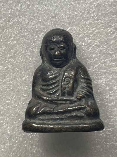 วัดใจ 120 บ รูปหล่อหลวงพ่อเงิน รุ่นฟ้าคำร