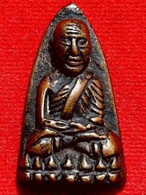 หลวงพ่อทวดหล่อเตารีดพิมพ์ใหญ่