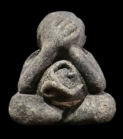 จัดไปครับ กระตุ้นการประมูล #1 ใน 1000 องค์ ปิดตาพ่อท่านเอียดต้ม วัดบางกล่ำ สงขลา รุ่นแรก เนื้อว่าน ฝังตะกรุดเงิน หายากครับ