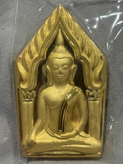 พระขุนแผน กุมารสมบัติ หลวงพ่อพูล วัดไผ่ล้อม จ.นครปฐม เนื้อทองไมครอน ปี 2548 พร้อมกล่องเดิม