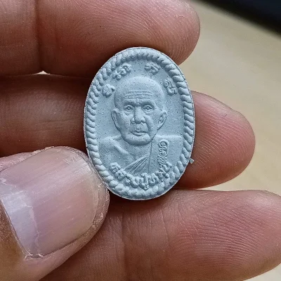 1-2056 วัดใจ 50 พระผงดวงเศรษฐี เจริญพร หลวงปู่หมุน วัดบ้านจาน จ.ศรีสะเกษ 2565 กล่องเดิม