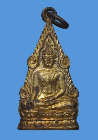 130.- เหรียญพระพุทธชินราช ปี2504 ทองแดงกะไหล่ทอง วัดอ่างแก้ว กทม.