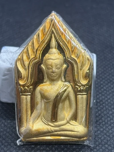 พระขุนแผน กุมารสมบัติ หลวงพ่อพูล วัดไผ่ล้อม จ.นครปฐม เนื้อทองไมครอน ปี 2548 พร้อมกล่องเดิม