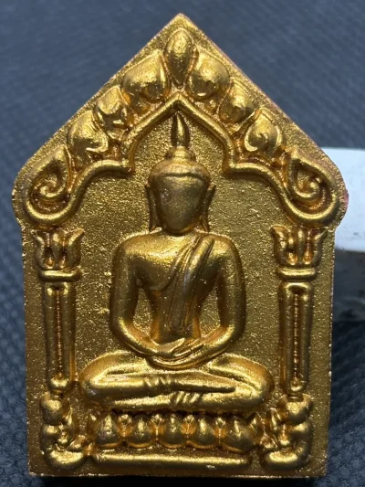 ขุนแผนพรายกุมาร ก๊งเตื่อง เตชปญโญ หลังมวลสาร ตะกรุดเงิน แพะเขาควายเผือก หนุมาน ปรกมะขาม พระปิดตา จีวร พลอย เกศา หมายเลข 1183 พร้อมกล่องเดิม