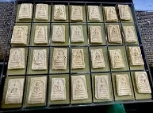 วัดดวง***พระสมเด็จพิมพ์ใหญ่ จำนวนคละรวม28องค์