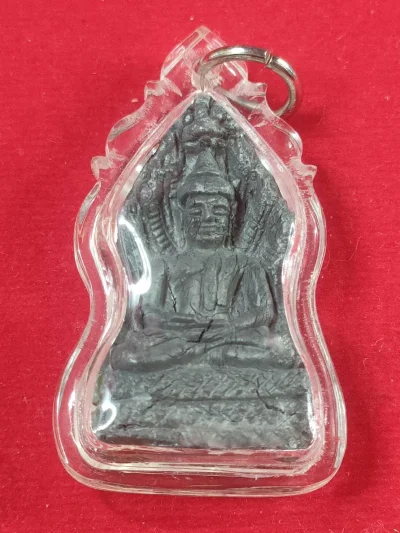 พระนาคปรกพิมาย หลวงพ่อคูณ วัดบ้านไร่ รุ่นอายุยืน เนื้อขาปิ่นโต  ออกวัดแจ้งนอก นครราชสีมา ปี 2553 พร้อมบัตรรับรอง