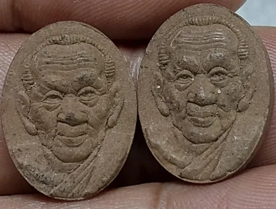 พระผง สมเด็จลุน 2องค์