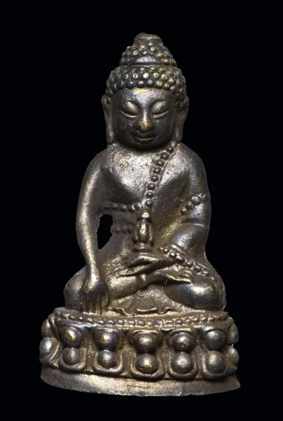พระกริ่ง รุ่นชนะศึกชายแดน หลวงพ่อเกษม เขมโก เมตตาปลุกเสก ใน ปี 2528 เนื้อโลหะผสม